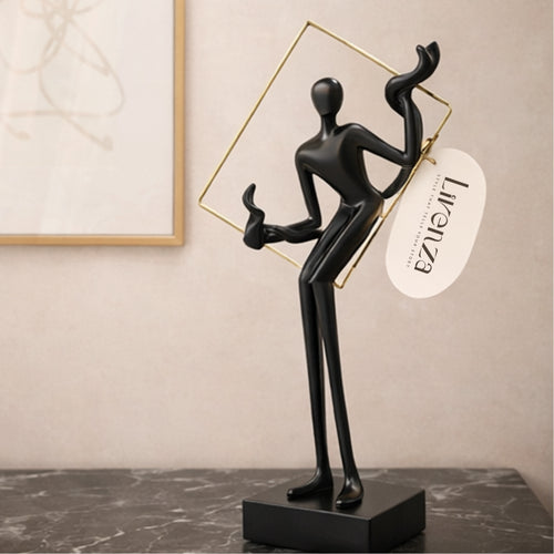 Virello Statue