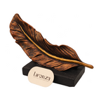 Ebonéa Leaf